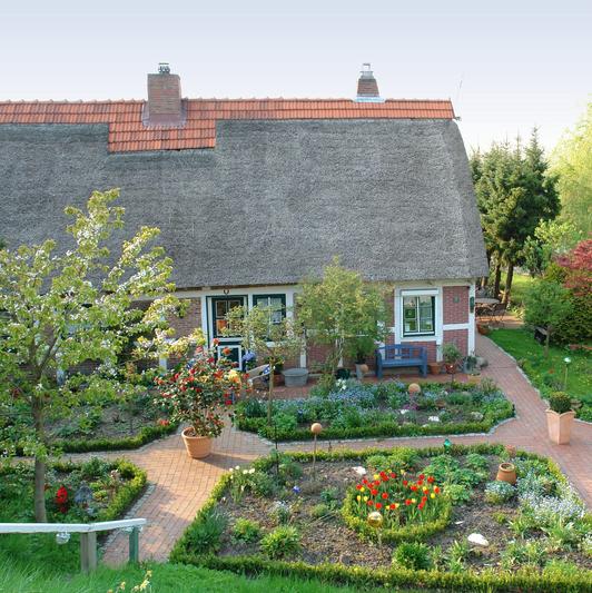 Rustikal und üppig – ein Garten zum Leben